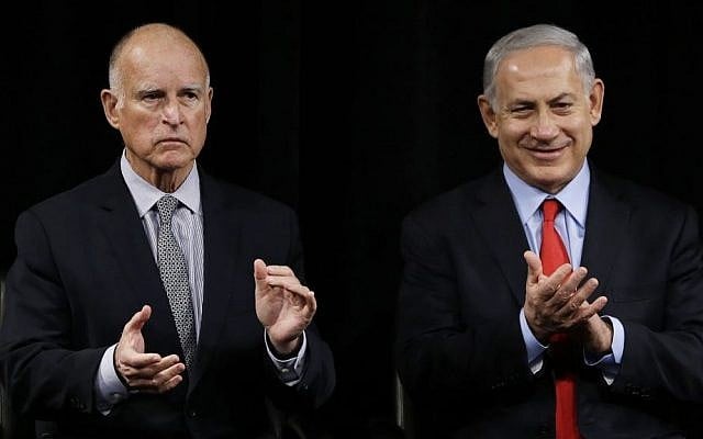 California Governor Jerry Brown, left, and Prime Minister Benjamin Netanyahu at the Computer History Museum in Mountain View, California. (AP/Eric Risberg) California Governor Jerry Brown, left, and Prime Minister Benjamin Netanyahu at the Computer History Museum in Mountain View, California. (AP/Eric Risberg)