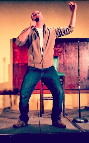 Benji Lovitt, the comedian who opened the discussion, performs frequently for Birthright programs and other Israel travel programs (Courtesy Benji Lovitt)
