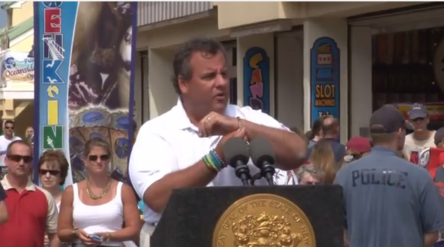 The Wall Street Journal recently wrote about fathers such as New Jersey Governor Christie wearing Rainbow Loom bracelets made by their children (Courtesy YouTube screen grab)