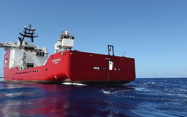 A handout photo taken on April 4, 2014, and released on April 5 by Australian Defense shows the towed pinger locator being towed by Australian Defence Vessel Ocean Shield in the first search for the missing flight data recorder and cockpit voice recorder of Malaysia Airlines flight MH370 in the southern Indian Ocean. Two vessels were searching underwater for missing Malaysia Airlines Flight MH370 on Saturday, as the clock ticked on the signal from its black box. (photo credit: LSIS Bradley Darvill/Australia Defence/AFP) A handout photo taken on April 4, 2014, and released on April 5 by Australian Defense shows the towed pinger locator being towed by Australian Defence Vessel Ocean Shield in the first search for the missing flight data recorder and cockpit voice recorder of Malaysia Airlines flight MH370 in the southern Indian Ocean. Two vessels were searching underwater for missing Malaysia Airlines Flight MH370 on Saturday, as the clock ticked on the signal from its black box. (photo credit: LSIS Bradley Darvill/Australia Defence/AFP)