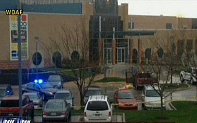 The Overland Park Jewish Community Center of Kansas City in April. (screen capture: Fox News)