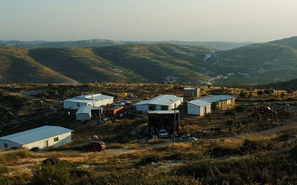 Illustrative photo of the West Bank settlement of Yitzhar, May 2013 (Mandy Hechtman/Flash90) Illustrative photo of the West Bank settlement of Yitzhar, May 2013 (Mandy Hechtman/Flash90)