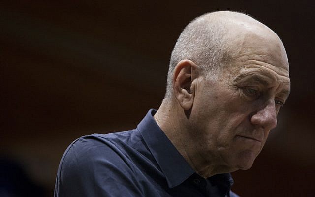 Former prime minister Ehud Olmert, January 2014 (photo credit: Yonatan Sindel/Flash90)