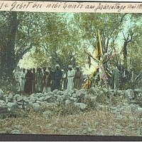 Prayer at Nabi Musa (May 1910) (photo credit: © DEIAHL, Jerusalem)