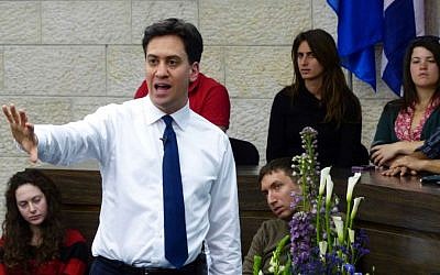 UK opposition leader Ed Miliband speaking at the Hebrew University in Jerusalem, April 10, 2014 (photo credit: Hebrew University) UK opposition leader Ed Miliband speaking at the Hebrew University in Jerusalem, April 10, 2014 (photo credit: Hebrew University)