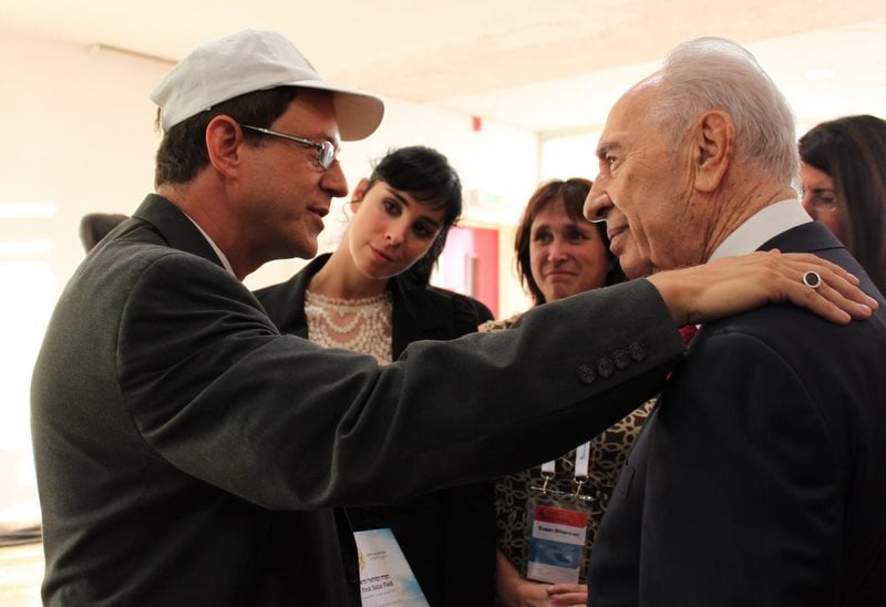 Yosef Abramowitz meets with President Shimon Peres in Jerusalem. In the background, Sarah Silverman and Rabbi Susan Silverman (photo credit: Amy Tzvi) Yosef Abramowitz meets with President Shimon Peres in Jerusalem. In the background, Sarah Silverman and Rabbi Susan Silverman (photo credit: Amy Tzvi)