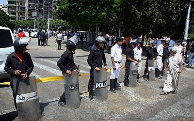 Illustrative: Egyptian police in Cairo, May 2, 2014. (AP/Ahmed Gomaa)