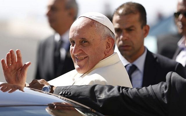 Pope Francis waves upon his arrival at the West Bank town of Bethlehem on Sunday, May 25, 2014. (AP Photo/Mohamad Torokman) Pope Francis waves upon his arrival at the West Bank town of Bethlehem on Sunday, May 25, 2014. (AP Photo/Mohamad Torokman)