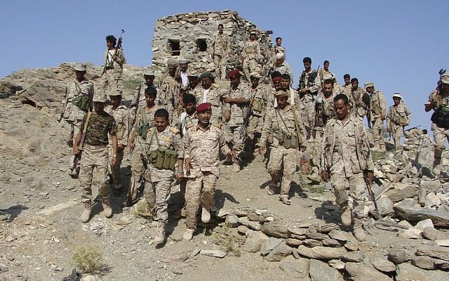 File photo: Yemeni troops gather as they take positions at the frontline of fighting with al-Qaeda militants in the southeastern province of Shabwa, Yemen, 2014 (AP/Yemen's Defense Ministry) File photo: Yemeni troops gather as they take positions at the frontline of fighting with al-Qaeda militants in the southeastern province of Shabwa, Yemen, 2014 (AP/Yemen's Defense Ministry)