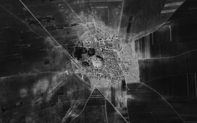 A 1960s spy satellite image of Tell Rifaat in northern Syria, with the ancient remains of a city clearly visible beneath. (photo credit: Center for Advanced Spatial Technologies, University of Arkansas/U.S. Geological Survey) A 1960s spy satellite image of Tell Rifaat in northern Syria, with the ancient remains of a city clearly visible beneath. (photo credit: Center for Advanced Spatial Technologies, University of Arkansas/U.S. Geological Survey)