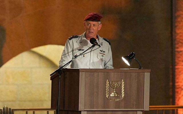 Chief of General Staff of the Israel Defense Forces Benny Gantz speaks during a Memorial Day ceremony for Israel's fallen soldiers at the Western Wall, May 4, 2014. (photo credit: Yonatan Sindel/Flash 90) Chief of General Staff of the Israel Defense Forces Benny Gantz speaks during a Memorial Day ceremony for Israel's fallen soldiers at the Western Wall, May 4, 2014. (photo credit: Yonatan Sindel/Flash 90)