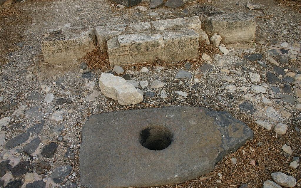 The holy stone at Mount Bereniki (photo credit: Shmuel Bar-Am) The holy stone at Mount Bereniki (photo credit: Shmuel Bar-Am)