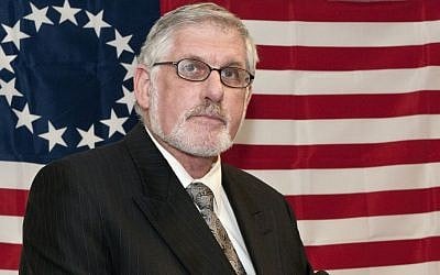 Rabbi Berkowitz giving opening prayers at 2 Broadway (MTA headquarters in lower Manhattan) at the Veteran’s Day Memorial in 2011.  (Photo credit: Metropolitan Transportation Authority/Patrick Cashin)