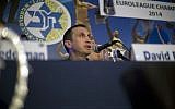 Former Maccabi Tel Aviv head coach David Blatt speaks in a news conference in Tel Aviv, Israel,Thursday, June 12, 2014 (photo credit: AP/Ariel Schalit)