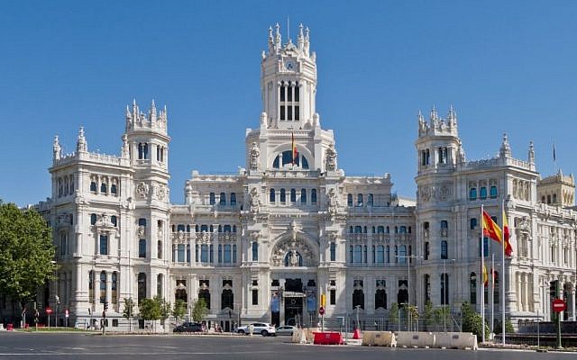 The Palacio de Comunicaciones in Madrid, Spain, an iconic landmark of the city (Photo credit: CC-BY-SA Carlos Delgado/Wikimedia Commons) The Palacio de Comunicaciones in Madrid, Spain, an iconic landmark of the city (Photo credit: CC-BY-SA Carlos Delgado/Wikimedia Commons)