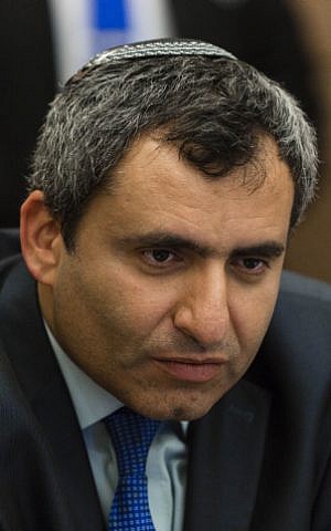 MK Zee'v Elkin (Likud), chairman of the Foreign Affairs and Defense Committee, in  the Knesset, May 12, 2014. (photo credit: Flash 90)