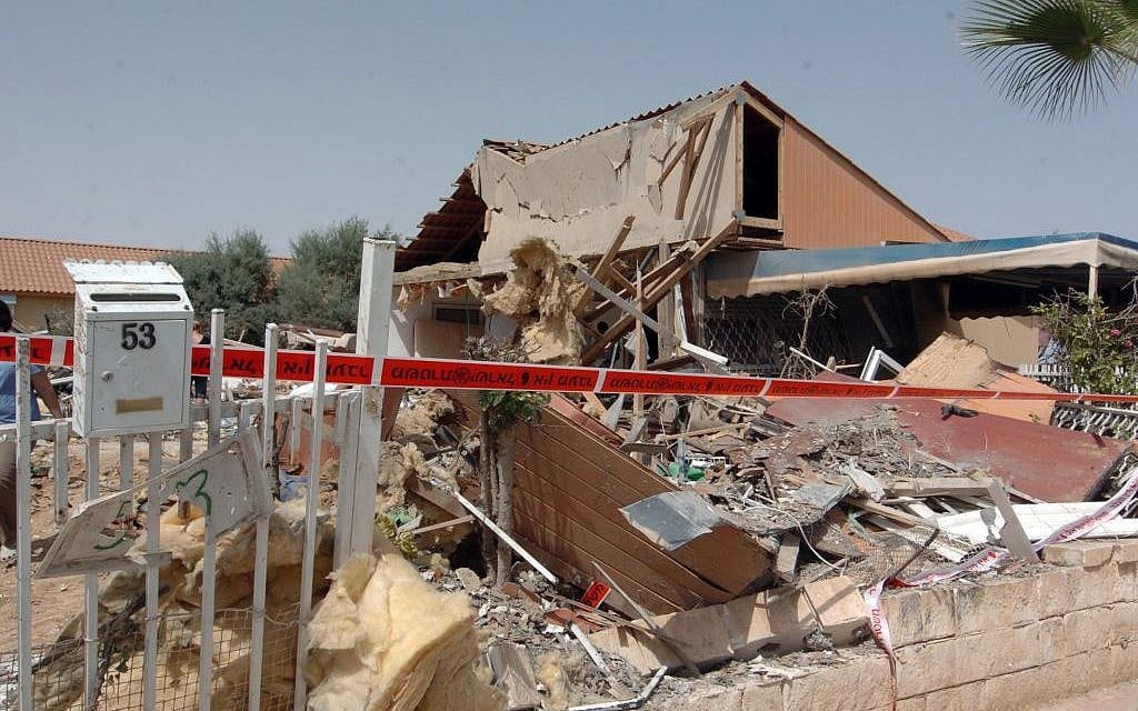 A July 12 picture of the house in the Nahal Beka neighborhood in Beersheba that was directly hit by a rocket on the fourth day of Operation Protective Edge, on the night of July 11, 2014. (Flash90)