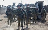 Israeli soldiers at a deployment area near the border with the Gaza Strip, on July 28, 2014, (Yonatan Sindel/Flash90)