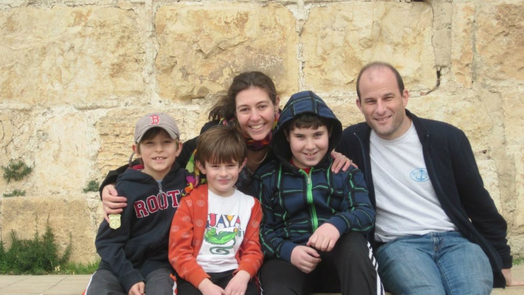 Rabbi Yael Splansky and her husband Adam Sol on a trip to Jerusalem with their three young sons. (Courtesy) Rabbi Yael Splansky and her husband Adam Sol on a trip to Jerusalem with their three young sons. (Courtesy)
