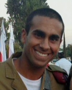 Lieutenant Paz Elyahu, 22, from Evron (screen capture: Channel 2)