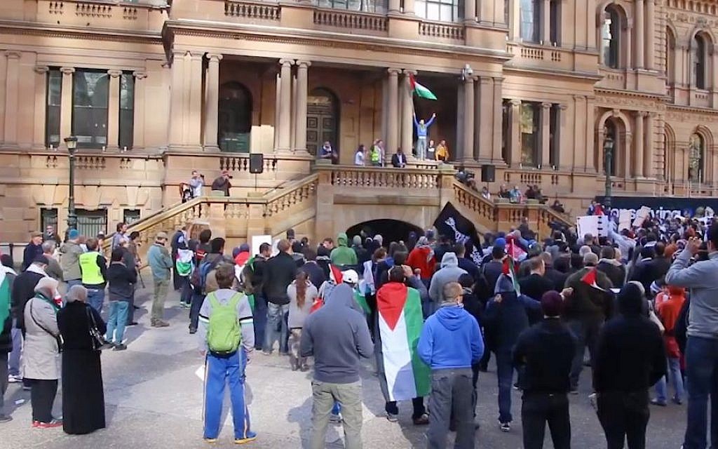 Anti-Israel rally in Sydney, Australia, July 20, 2014. (courtesy) Anti-Israel rally in Sydney, Australia, July 20, 2014. (courtesy)