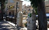 A woman said she may have been the designated victim in a kidnapping attempt by a taxi driver outside the SOS market on Emek Refaim (photo credit: Jessica Steinberg/Times of Israel)