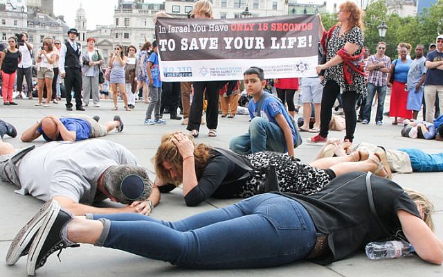 Flash mob in support of Israel in London's Trafalger Square, August 3, 2014. (Raya Cottrell; www.rayacottrell.com) Flash mob in support of Israel in London's Trafalger Square, August 3, 2014. (Raya Cottrell; www.rayacottrell.com)