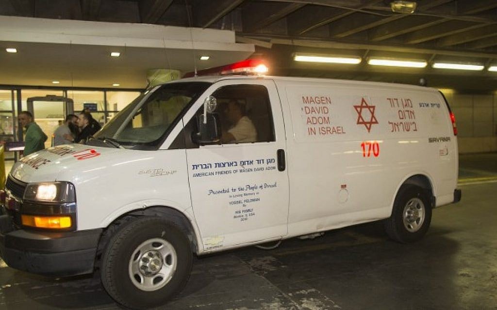 Illustrative: A Magen David Adom ambulance (Yonatan Sindel/Flash90)