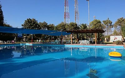The empty pool at Kibbutz Nahal Oz, as Hamas terrorists in Gaza continue to fire rockets into Israel. August 10, 2014 (Photo credit: Edi Israel/Flash90) The empty pool at Kibbutz Nahal Oz, as Hamas terrorists in Gaza continue to fire rockets into Israel. August 10, 2014 (Photo credit: Edi Israel/Flash90)