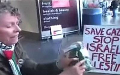 Protest against Israeli products at a British Tesco supermarket, July 2014. (screen capture: YouTube/Kashif Raza)