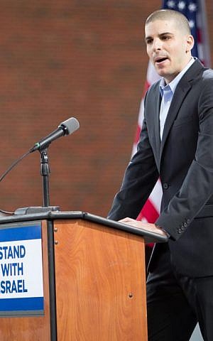 IDF reserve officer and Brandeis University student Ohad Elhelo addresses an August 7 rally in Boston about serving in Gaza last month (photo credit: Elan Kawesch/The Times of Israel)