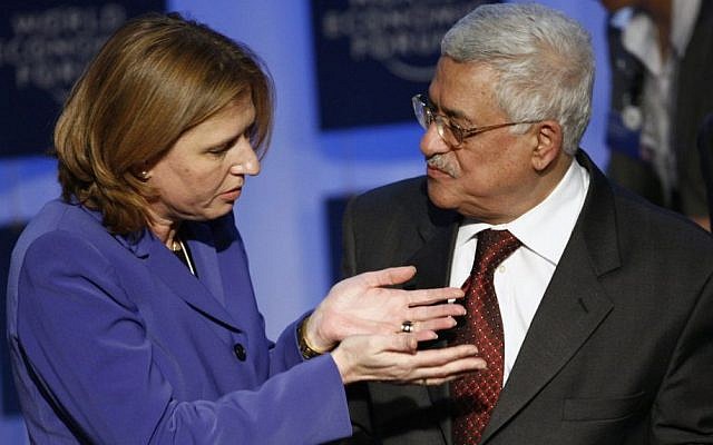Then-foreign minister Tzipi Livni with Mahmoud Abbas, president of the Palestinian Authority, at the World Economic Forum in Davos, Switzerland, September, 2008 (photo credit: AP Photo /Keystone/Alessandro della Valle)