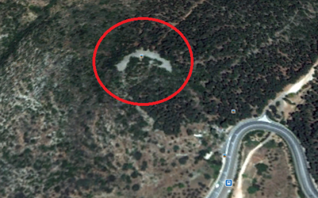 A birds-eye view of the stone monument. (screen capture: Google Earth) A birds-eye view of the stone monument. (screen capture: Google Earth)