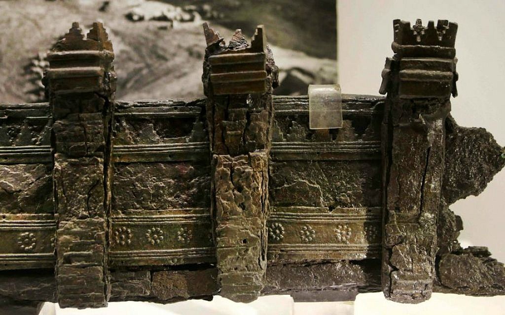 This Monday, Sept. 15, 2014 photo shows a bronze artifact displayed at the Iraqi National Museum in Baghdad. (AP Photo/Hadi Mizban)