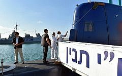 Defense Minister Moshe Ya'alon seen aboard the INS Tanin at the Haifa port, September 23, 2014. (photo credit: Ariel Hermoni/Ministry of Defense/Flash90)