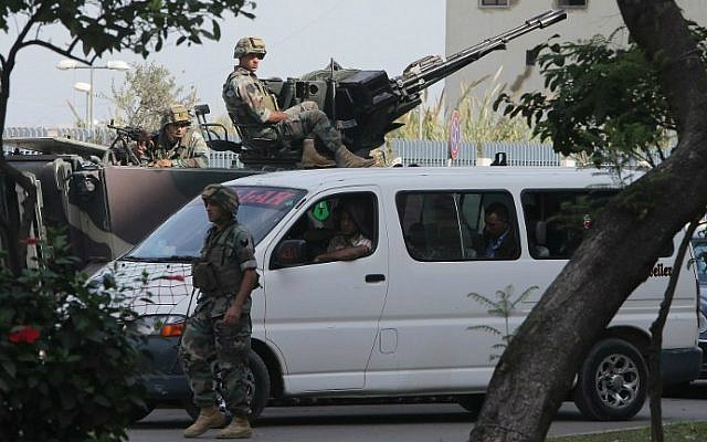 Lebanese Army soldiers in Tripoli's Bab al-Tabbaneh Sunni neighborhood on October 27, 2014 (photo credit: AFP/Joseph Eid) Lebanese Army soldiers in Tripoli's Bab al-Tabbaneh Sunni neighborhood on October 27, 2014 (photo credit: AFP/Joseph Eid)