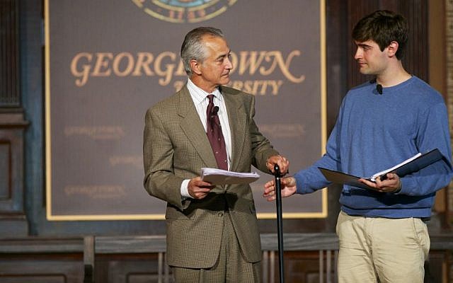 David Strathairn (left) in a Georgetown University production of 'Remember This: Walking With Jan Karski.' (Rafael Suanes/Georgetown Univ.)