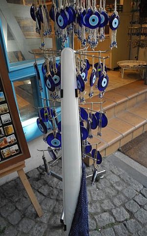 The lulav and I go shopping in Istanbul‘s Grand Bazaar during my layover. (Melanie Lidman/Times of Israel)