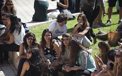 Students on Hebrew University's Mount Scopus campus. (photo credit: Yonatan Sindel/Flash90)