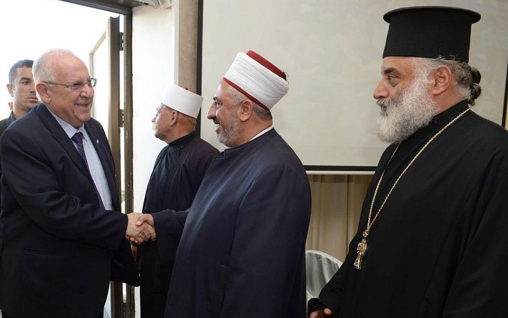 Reuven Rivlin meeting with Muslim and Christian leaders in Kafr Yasif on October 2, 2014. (photo credit: Mark Neyman/GPO) Reuven Rivlin meeting with Muslim and Christian leaders in Kafr Yasif on October 2, 2014. (photo credit: Mark Neyman/GPO)