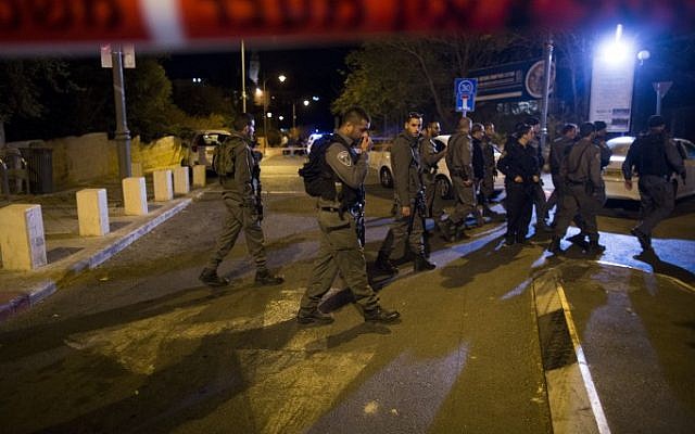 Israeli Police block the area where the Temple Mount Movement Leader, Yehudah Glik, was shot by a drive-by motorist, near the Pa'amon Park in Jerusalem, October 29, 2014. (Photo credit: Yonatan Sindel/Flash90) Israeli Police block the area where the Temple Mount Movement Leader, Yehudah Glik, was shot by a drive-by motorist, near the Pa'amon Park in Jerusalem, October 29, 2014. (Photo credit: Yonatan Sindel/Flash90)