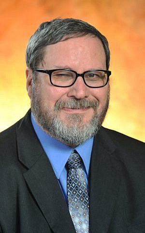 Former head of the Rabbinical Council of America's conversion committee Rabbi Barry Freundel was arrested October 14, 2014 on six counts of voyeurism. (Courtesy Towson University/JTA)