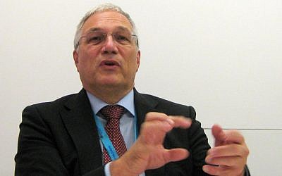 Udo Helmbrecht, the director of the European Network and Information Security Agency, in Athens on Thursday, Oct. 30, 2014. (photo credit: AP/Derek Gatopoulos)