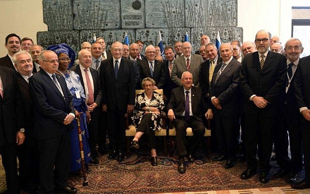 President Reuven Rivlin hosted the second Global Conference of Honorary Consuls to Israel at his official residence in Jerusalem, October 27, 2014. (photo credit: Haim Zach/GPO)