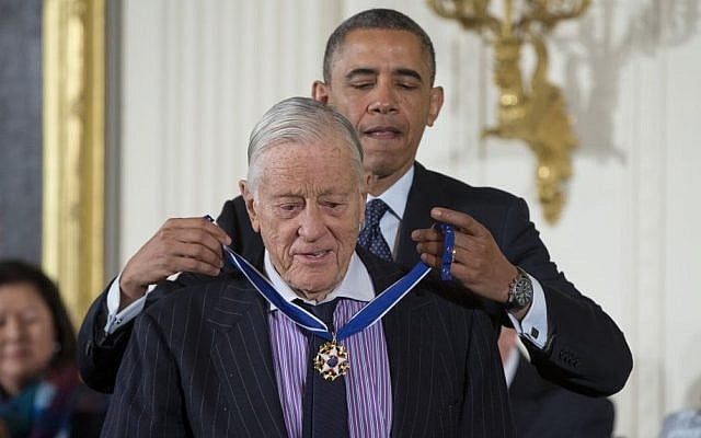 In this Nov. 20, 2013 file photo, President Barack Obama awards former Washington Post executive editor Ben Bradlee with the Presidential Medal of Freedom during a ceremony in the East Room of the White House in Washington. Bradlee died Tuesday, Oct. 21, 2014. (photo credit: AP Photo/ Evan Vucci, File) In this Nov. 20, 2013 file photo, President Barack Obama awards former Washington Post executive editor Ben Bradlee with the Presidential Medal of Freedom during a ceremony in the East Room of the White House in Washington. Bradlee died Tuesday, Oct. 21, 2014. (photo credit: AP Photo/ Evan Vucci, File)