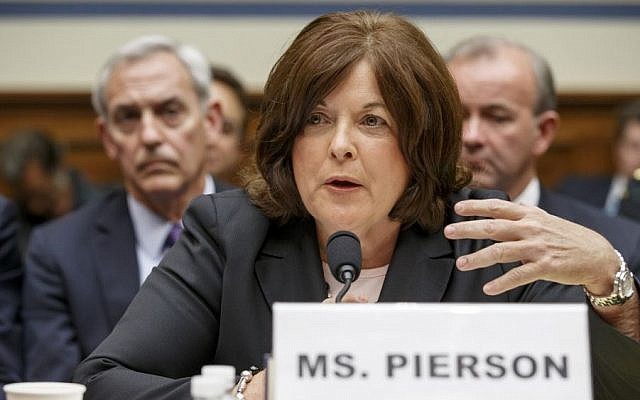 Secret Service Director Julia Pierson testifies on Capitol Hill in Washington on September 30, 2014 (Photo credit: J. Scott Applewhite/AP) Secret Service Director Julia Pierson testifies on Capitol Hill in Washington on September 30, 2014 (Photo credit: J. Scott Applewhite/AP)