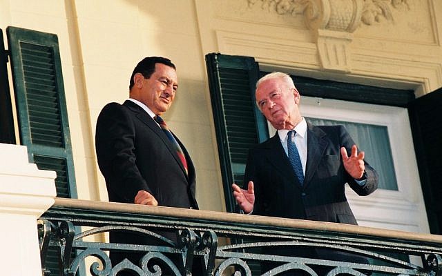 Late Israeli prime minister Yitzhak meets with the Egyptian president Hosni Mubarak in the presidential palace in Alexandria, Egypt. September 19, 1993 (photo credit: Yossi Zamir/Flash90)