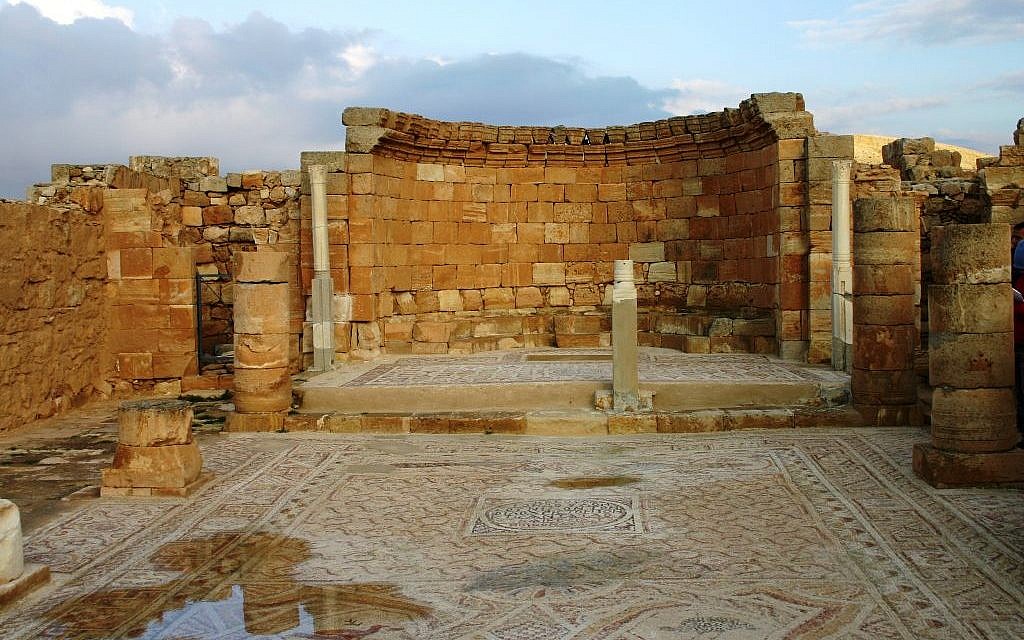 The church at Mamshit (photo credit: Shmuel Bar-Am)