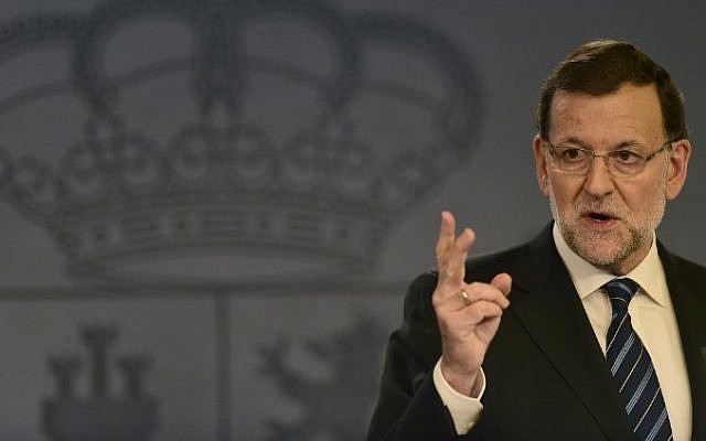 Spanish Prime Minister Mariano Rajoy gestures during a press conference at La Moncloa palace in Madrid, on November 12, 2014. (photo credit: AFP/Pierre-Philippe Marcou) Spanish Prime Minister Mariano Rajoy gestures during a press conference at La Moncloa palace in Madrid, on November 12, 2014. (photo credit: AFP/Pierre-Philippe Marcou)