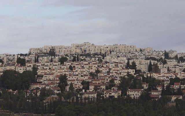 A view of the Jerusalem neighborhood of Ramot, most of which lies over the Green Line. (Yonatan Sindel/Flash90) A view of the Jerusalem neighborhood of Ramot, most of which lies over the Green Line. (Yonatan Sindel/Flash90)